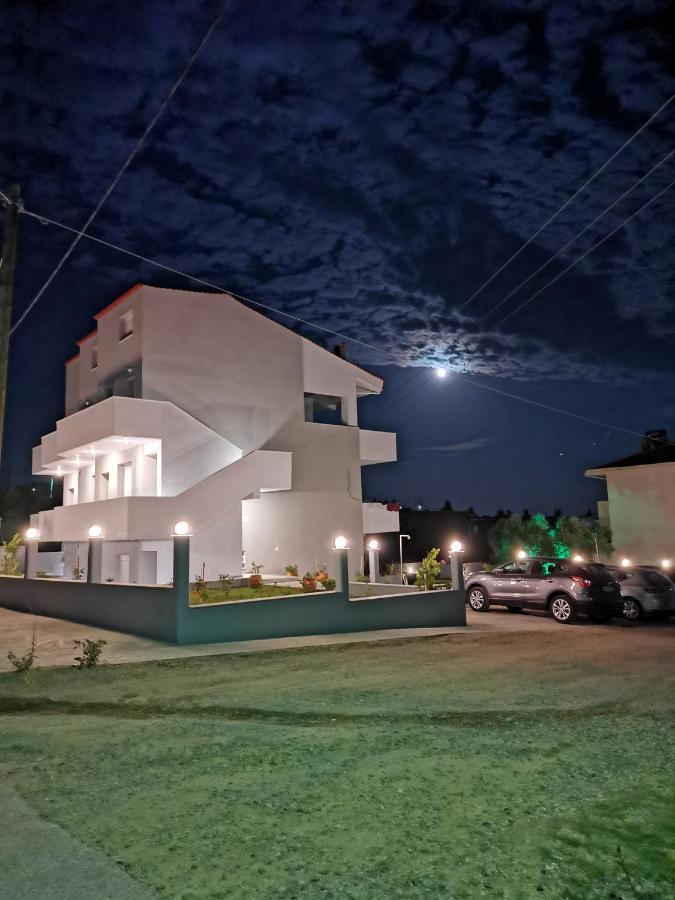 基拉奇尼The House Of The Roses公寓 外观 照片